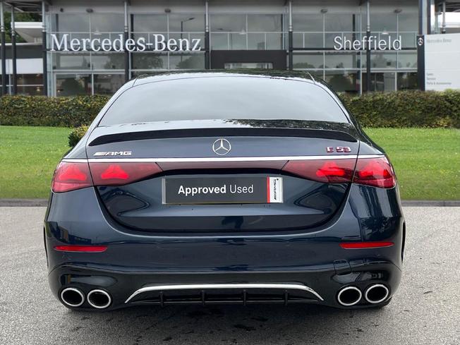 MERCEDES-BENZ E Class Photo 11