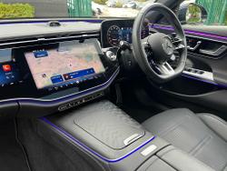 MERCEDES-BENZ E Class Photo 3