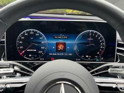 MERCEDES-BENZ E Class Photo 4