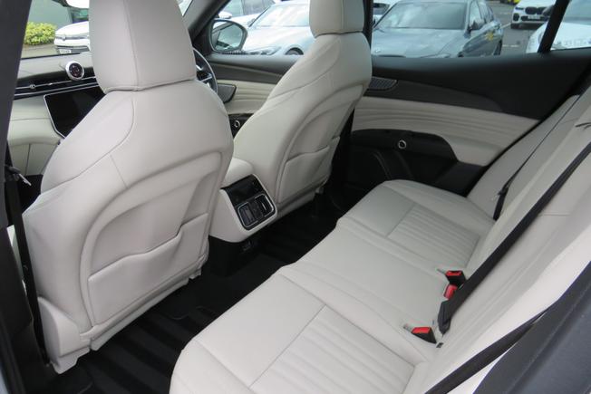 MASERATI Grecale Photo 21