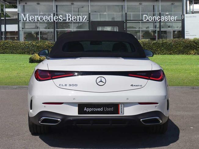 MERCEDES-BENZ Cle Photo 11