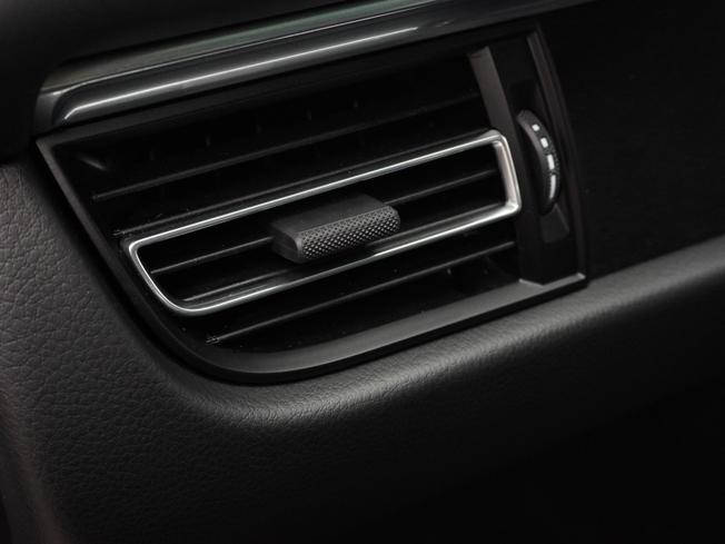 PORSCHE Macan Photo 27