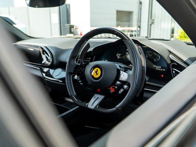FERRARI Purosangue Photo 17