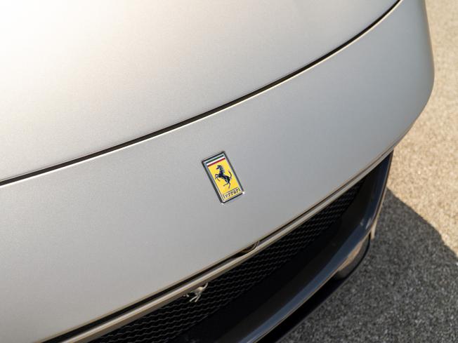 FERRARI Purosangue Photo 34
