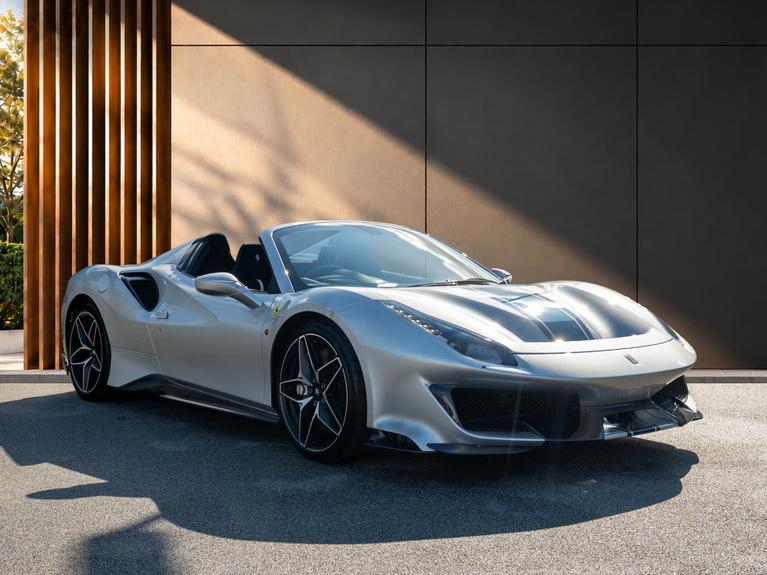 Used FERRARI 488 Pista