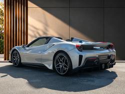 Ferrari 488 Pista Photo 4