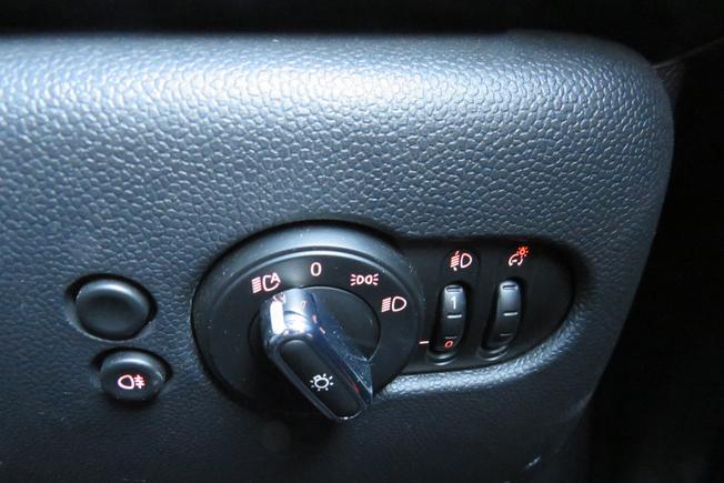 MINI Hatch Photo 21