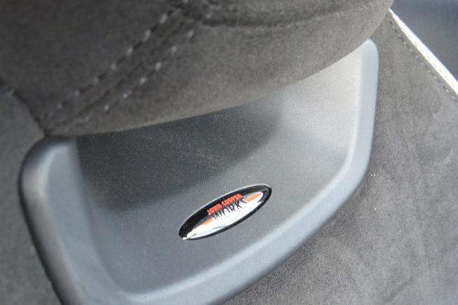 MINI Hatch Photo 32