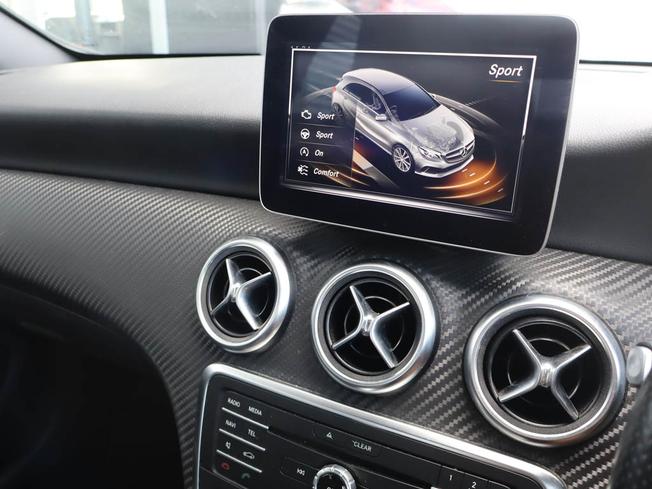 MERCEDES-BENZ A Class Photo 31