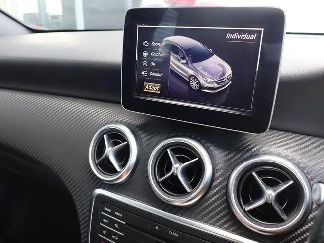 MERCEDES-BENZ A Class Photo 32