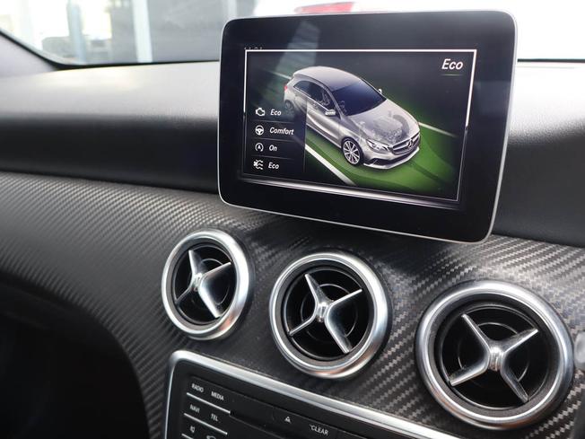 MERCEDES-BENZ A Class Photo 33