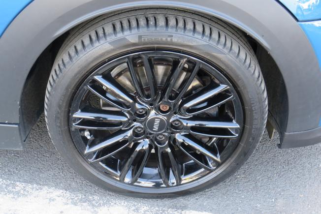 MINI Hatch Photo 13