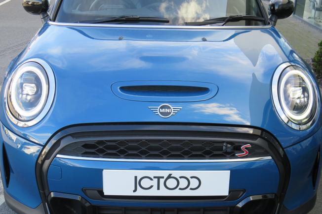 MINI Hatch Photo 14