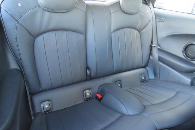 MINI Hatch Photo 19