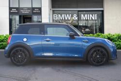 MINI Hatch Photo 3