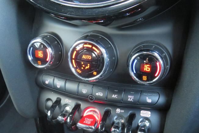 MINI Hatch Photo 30