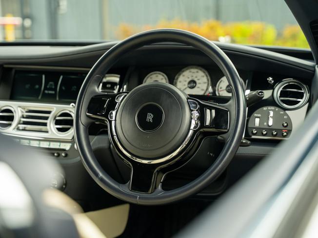 ROLLS-ROYCE Wraith Photo 16