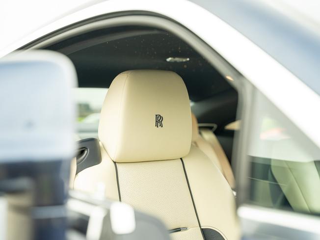ROLLS-ROYCE Wraith Photo 17