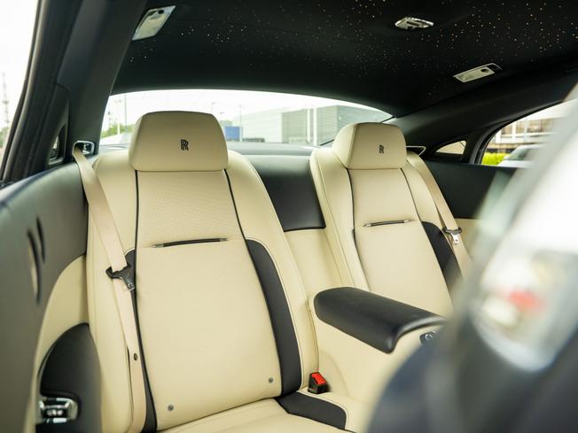 ROLLS-ROYCE Wraith Photo 18