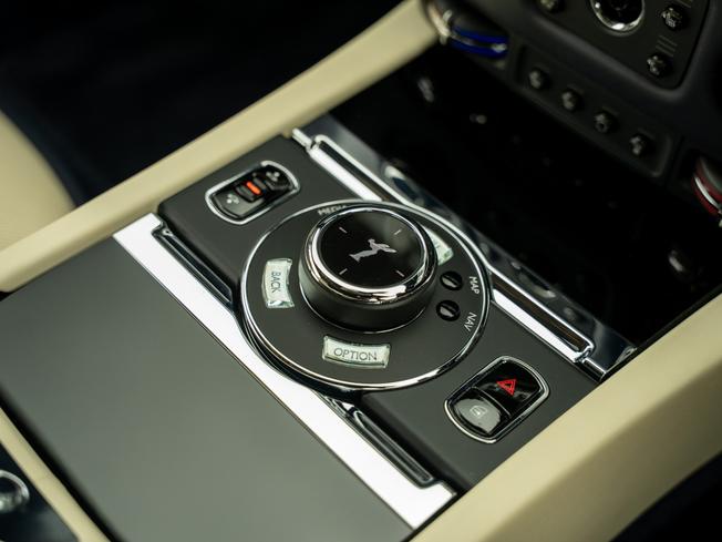 ROLLS-ROYCE Wraith Photo 8