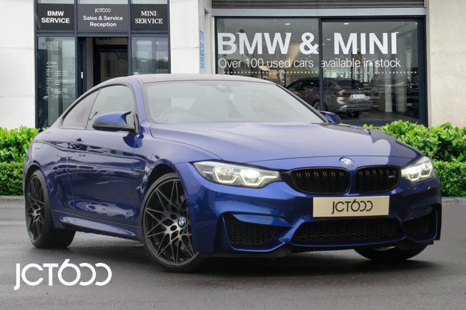 BMW M4 Photo 1