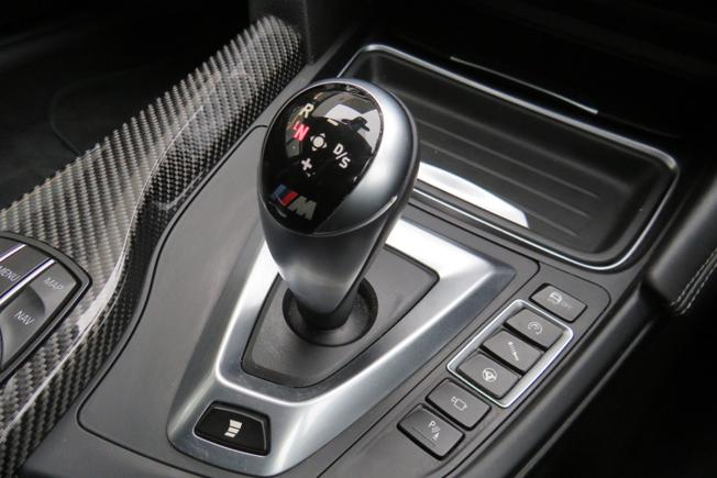 BMW M4 Photo 28