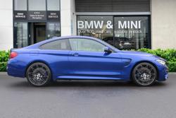 BMW M4 Photo 3
