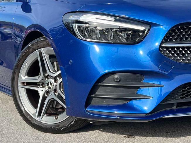 MERCEDES-BENZ B CLASS Photo 12