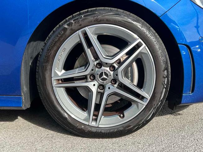 MERCEDES-BENZ B CLASS Photo 6