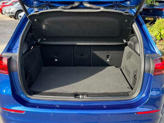 MERCEDES-BENZ B CLASS Photo 9