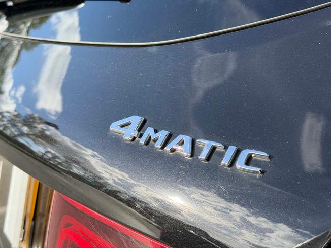 MERCEDES-BENZ Glc Photo 20