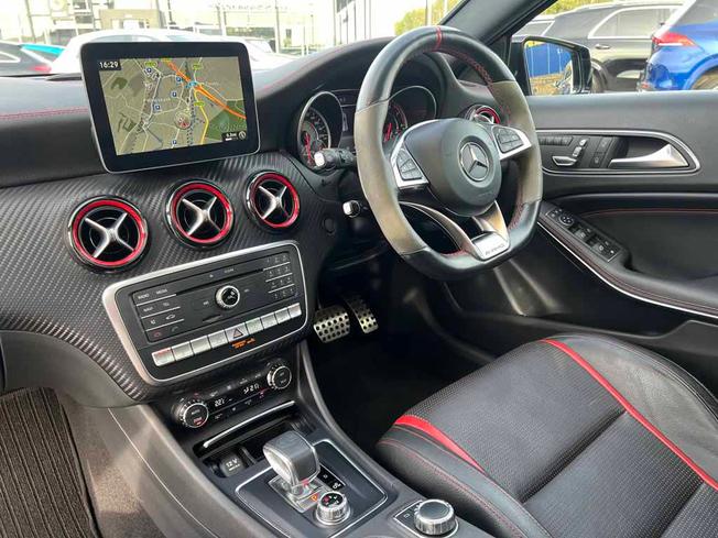 MERCEDES-BENZ A Class Photo 3