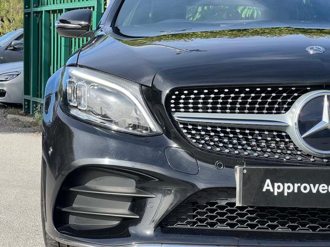 MERCEDES-BENZ C Class Photo 16