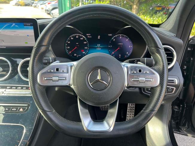 MERCEDES-BENZ C Class Photo 23