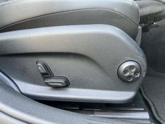 MERCEDES-BENZ C Class Photo 41