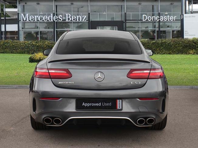 MERCEDES-BENZ E Class Photo 11