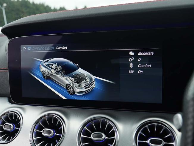 MERCEDES-BENZ E Class Photo 32