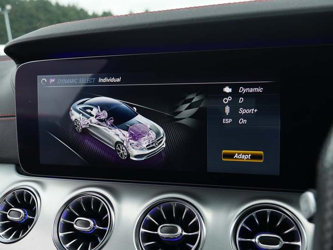 MERCEDES-BENZ E Class Photo 33