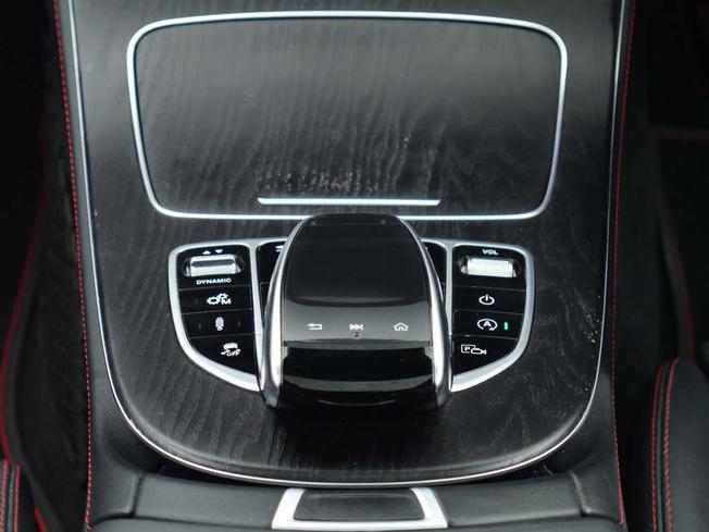 MERCEDES-BENZ E Class Photo 46