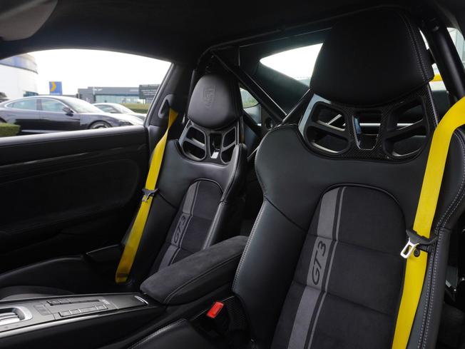 PORSCHE 911 Photo 12