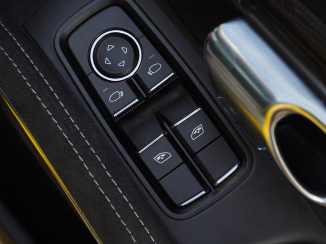 PORSCHE 911 Photo 19