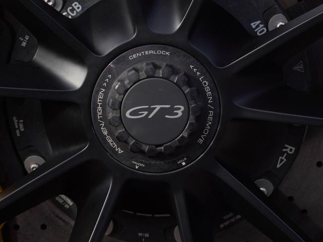 PORSCHE 911 Photo 20