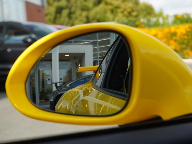PORSCHE 911 Photo 33