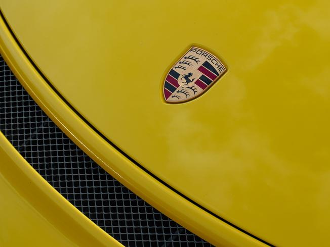 PORSCHE 911 Photo 42