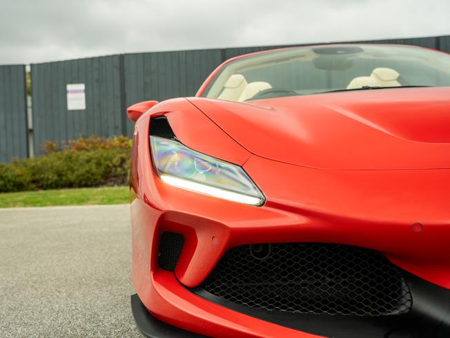 FERRARI F8 Photo 41