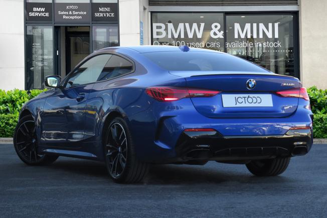 BMW 4 Series Photo 2