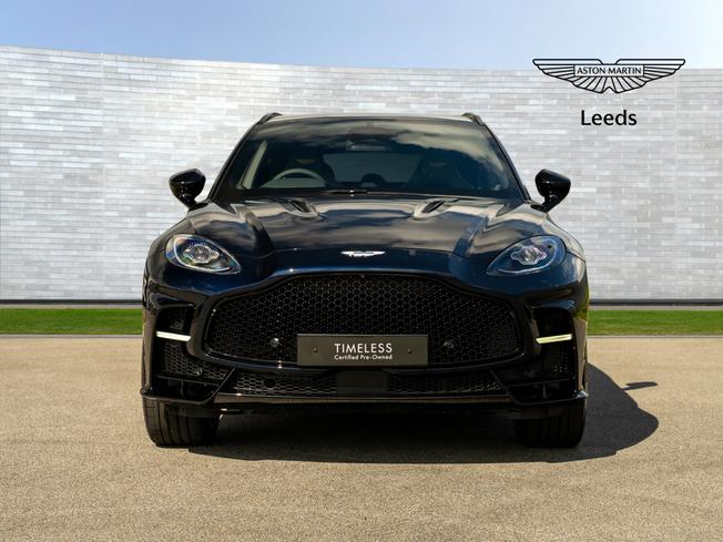 ASTON MARTIN DBX Photo 15