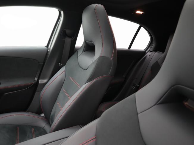 MERCEDES-BENZ A Class Photo 21