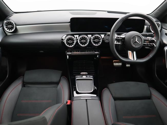 MERCEDES-BENZ A Class Photo 5