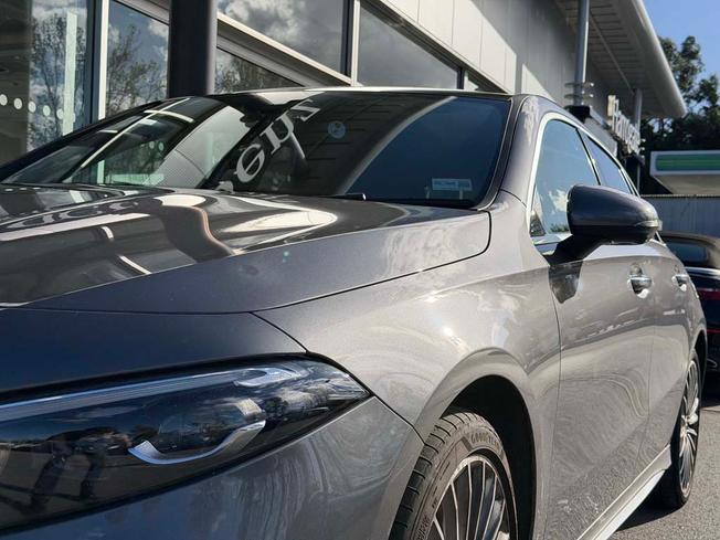 MERCEDES-BENZ A Class Photo 11